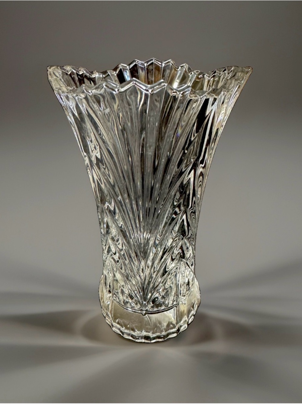Mikasa Crystal-Style Decorative Vase - Home Art